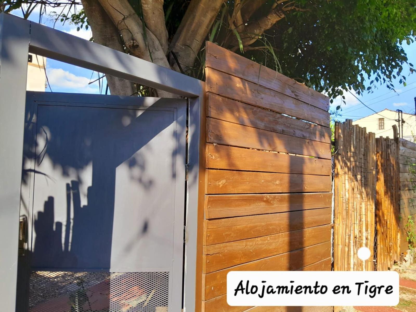 Alojamiento En Tigre Buenos Aires Hotel Ngoại thất bức ảnh